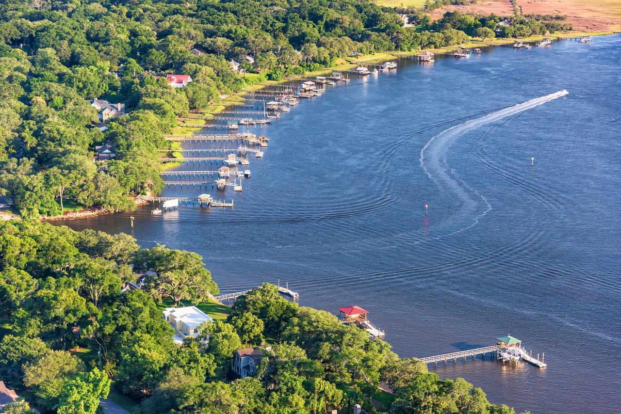 Bed and Breakfast Waterway Чарльстон Экстерьер фото